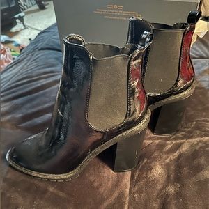 Fashion Nova boots